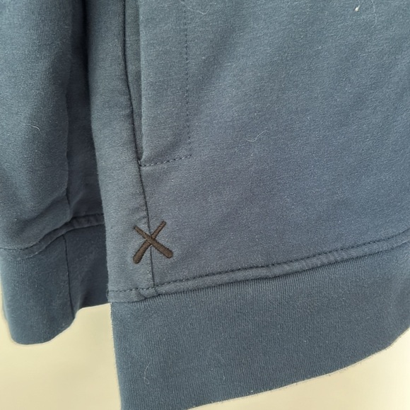 Cuts Mens hoodie Large. - Picture 2 of 3